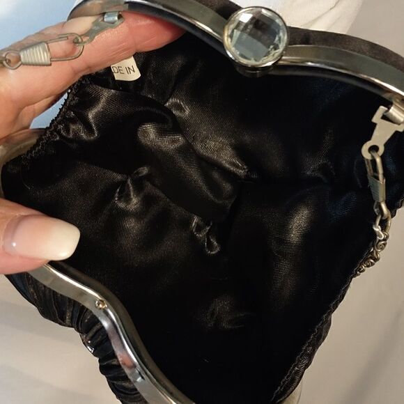 Heart Shaped Rhinestone Bow Crossbody Mini Bag - Picture 5 of 7